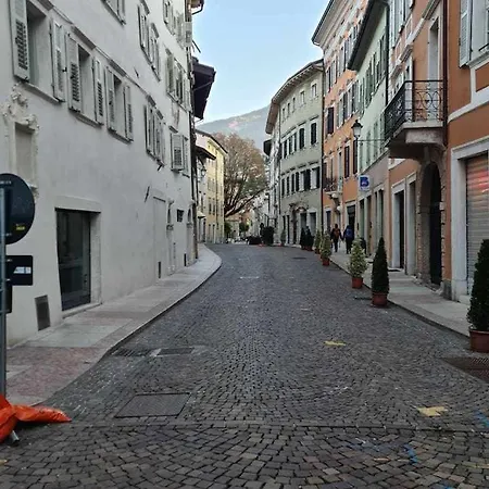 Lägenhet La Casa Di Vale Suffragio Trento